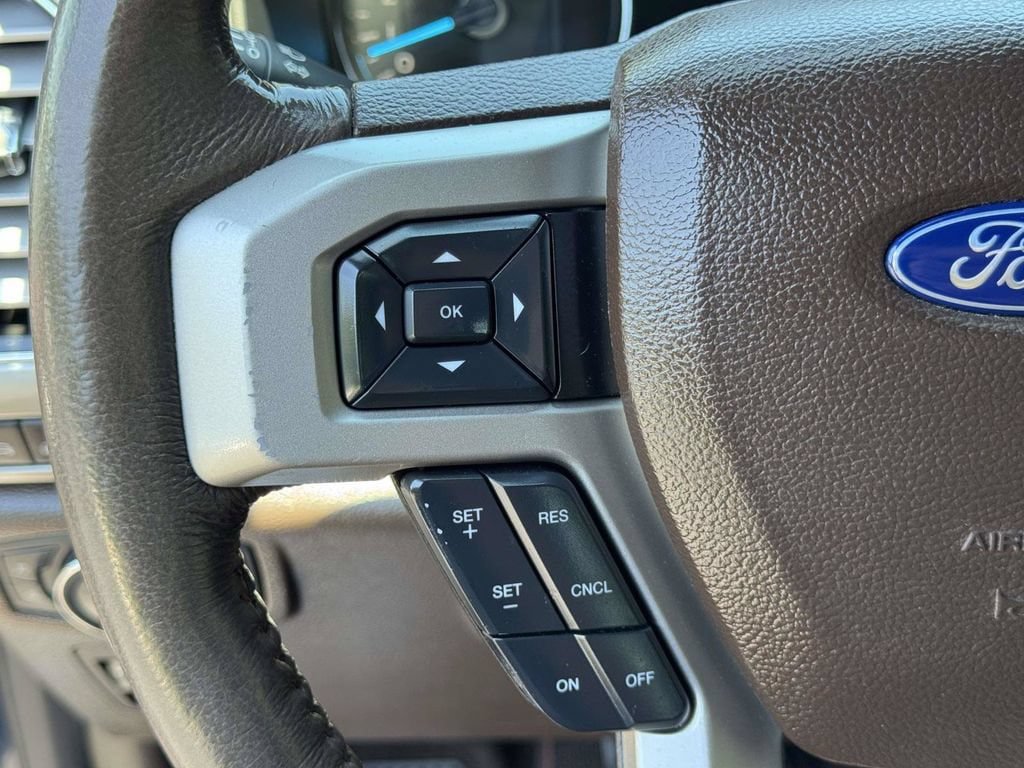 Used 2018 Ford F150 King Ranch w/ Equipment Group 601A Luxury AWD/4WD image 13