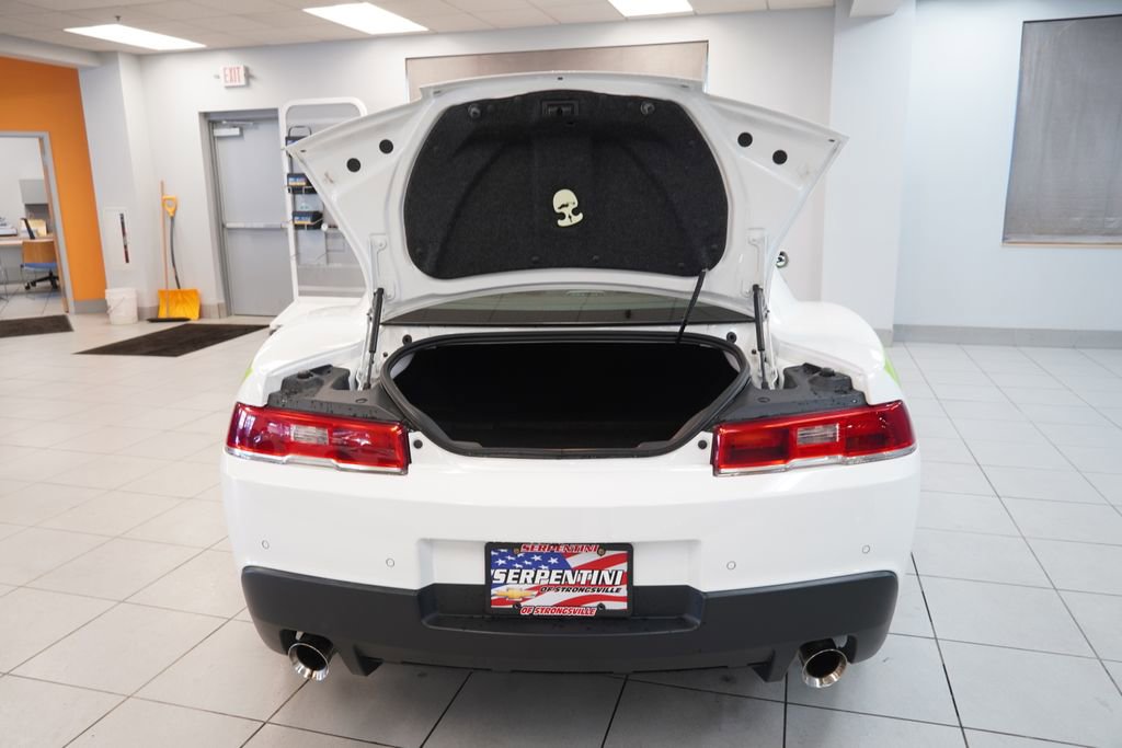 Used 2015 Chevrolet Camaro LT w/ 1LT Preferred Package image 10