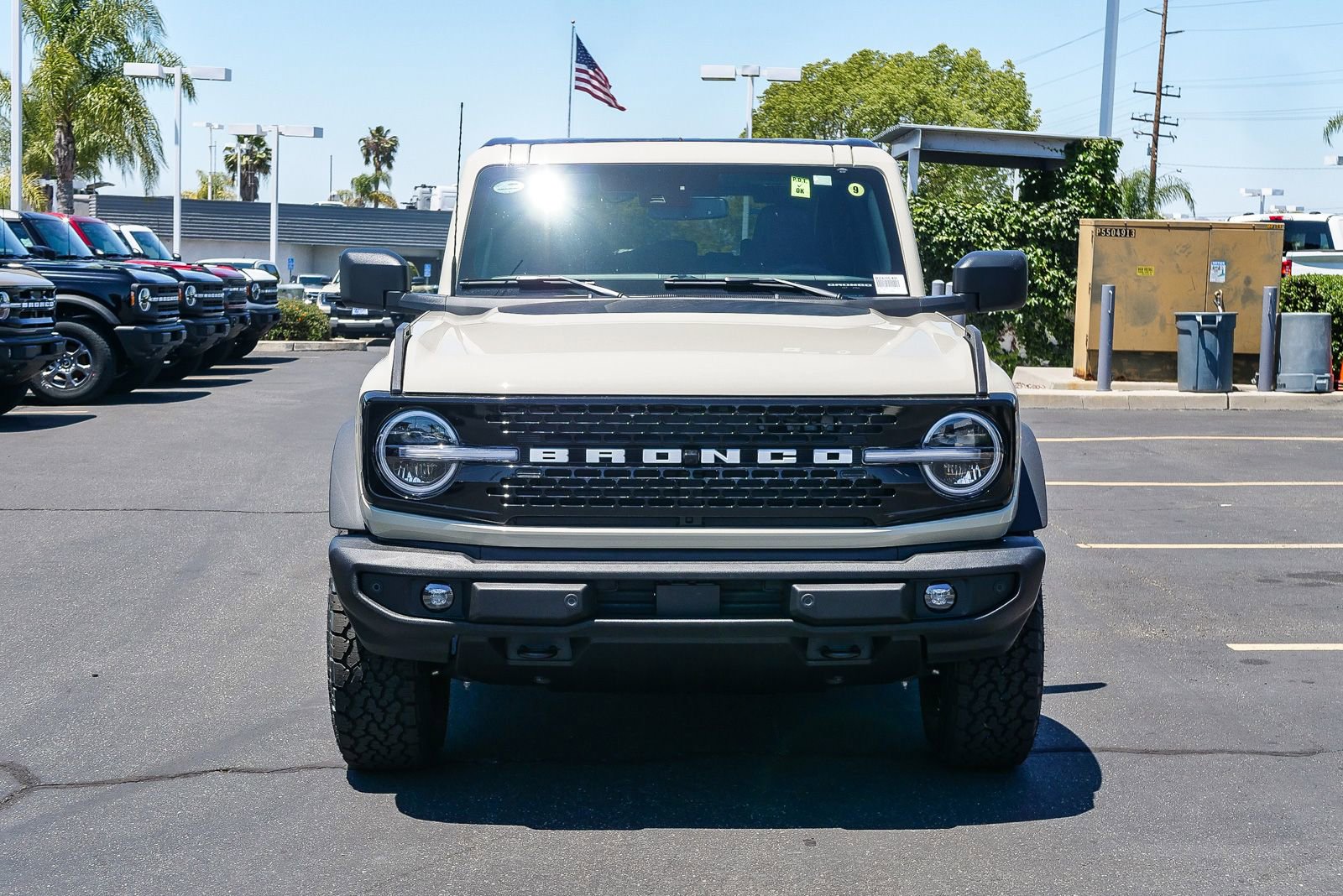 New 2026 Ford Bronco Outer Banks AWD/4WD image 2