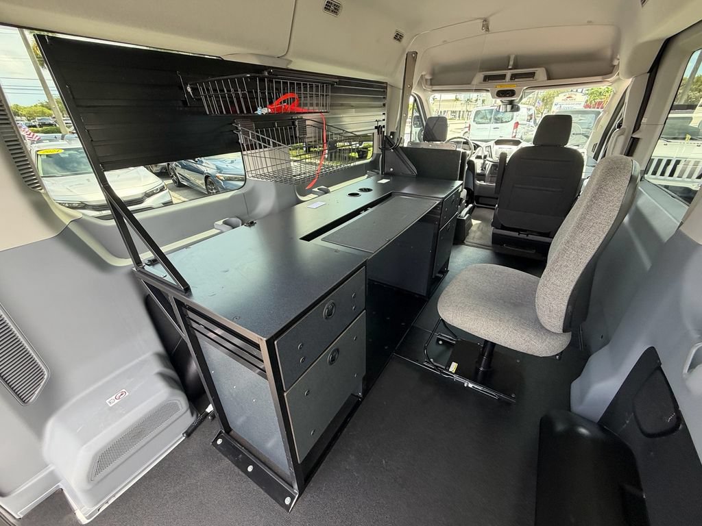 Used 2018 Ford Transit 150 XLT RWD image 17
