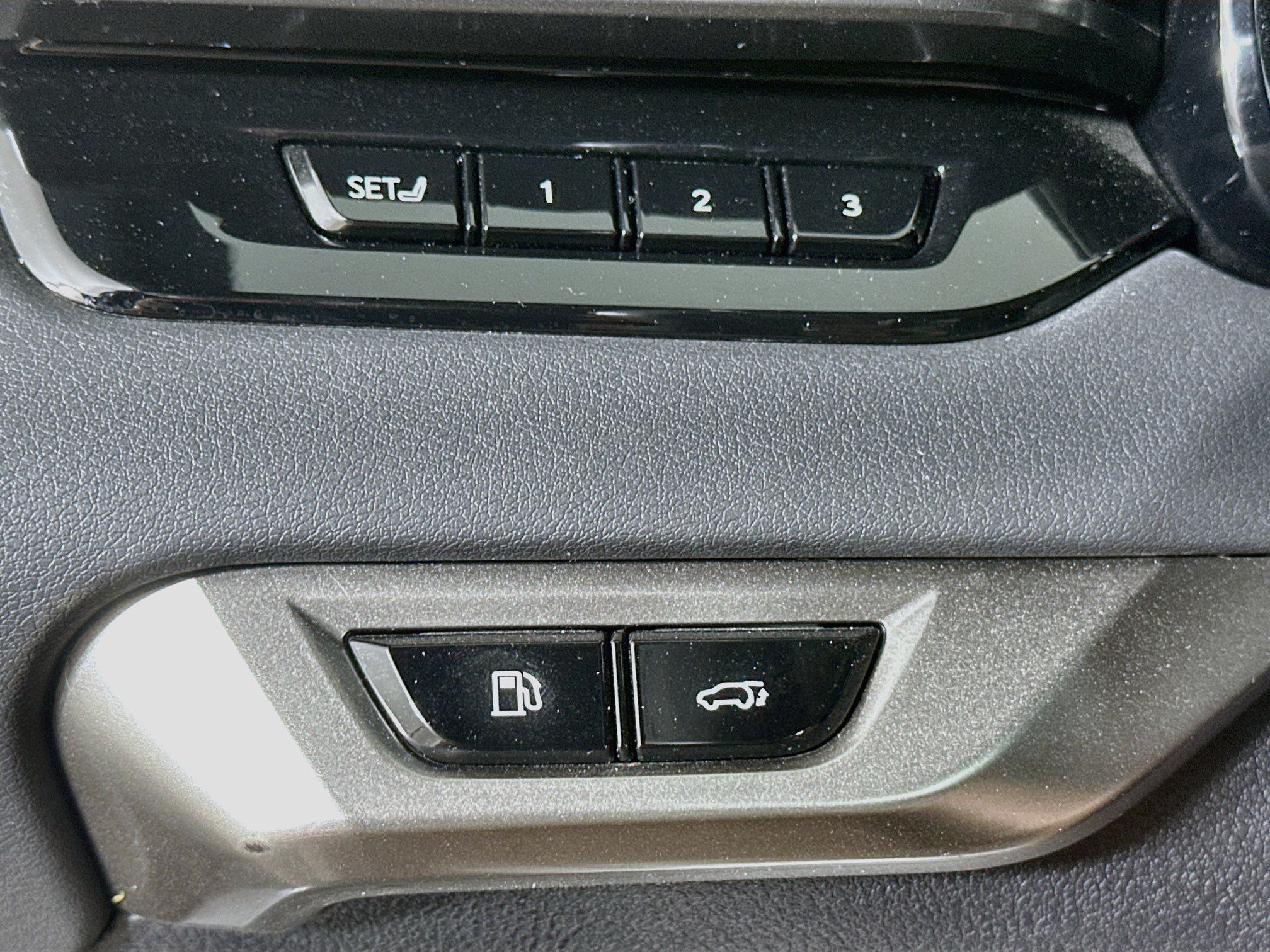 Used 2023 Lexus RX 350 Premium Plus w/ Accessory Package (Z1) FWD image 17