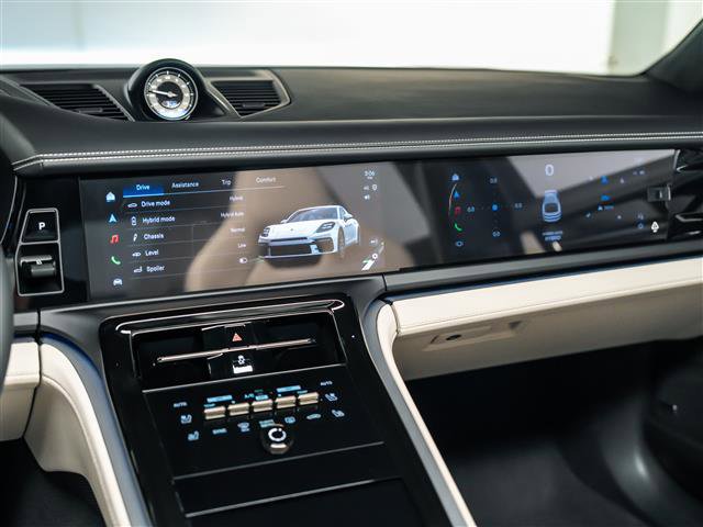 New 2026 Porsche Panamera Turbo image 26