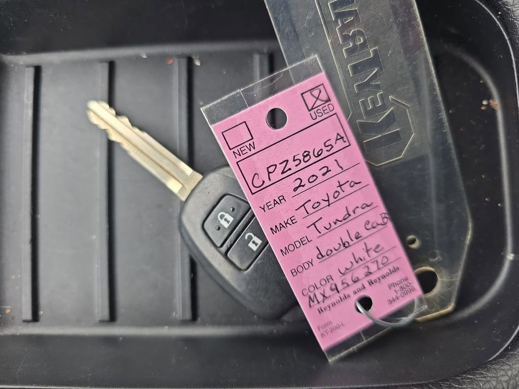 Used 2021 Toyota Tundra SR5 w/ SX Package image 17