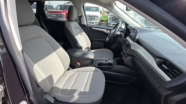 Certified 2021 Ford Escape SE w/ SE Sport Appearance Package image 11