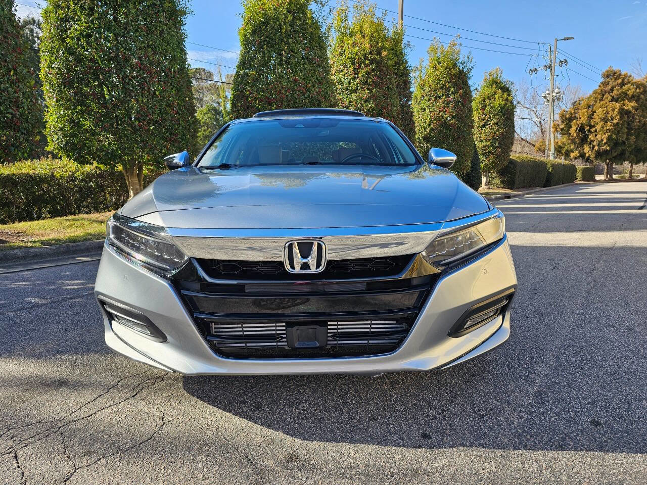 Used 2019 Honda Accord Touring image 8