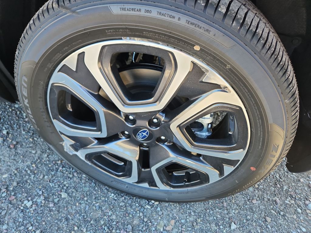 New 2025 Subaru Ascent Limited image 10