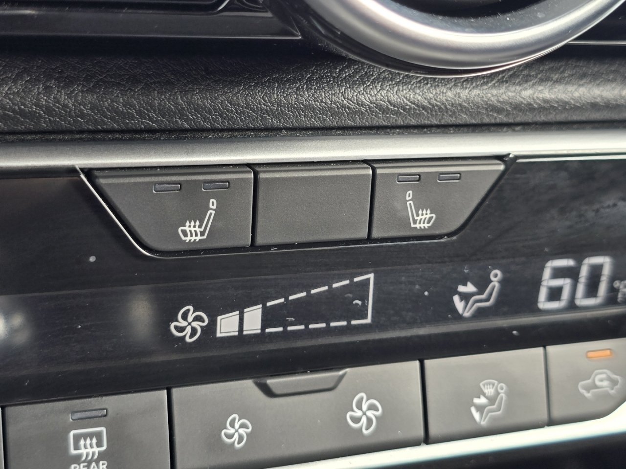 Used 2025 Nissan Sentra SR FWD image 7