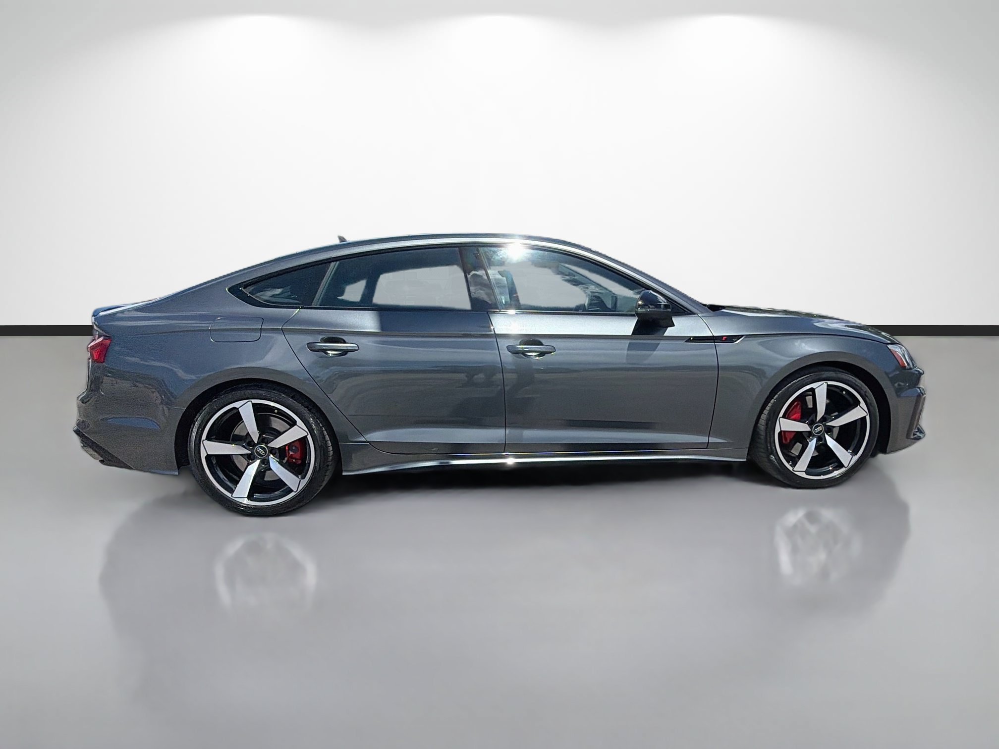Used 2024 Audi A5 2.0T Premium Plus w/ Premium Plus AWD/4WD image 2
