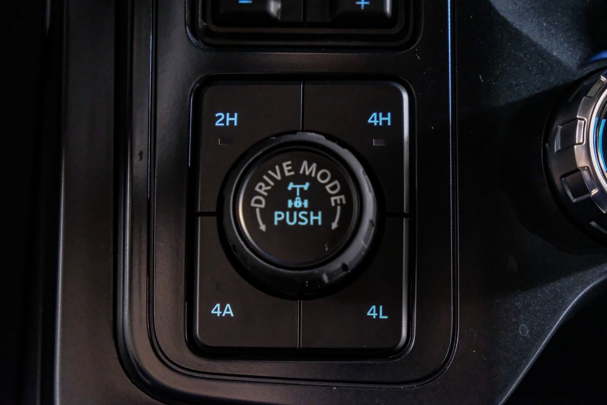 Used 2025 Ford F150 Raptor image 26