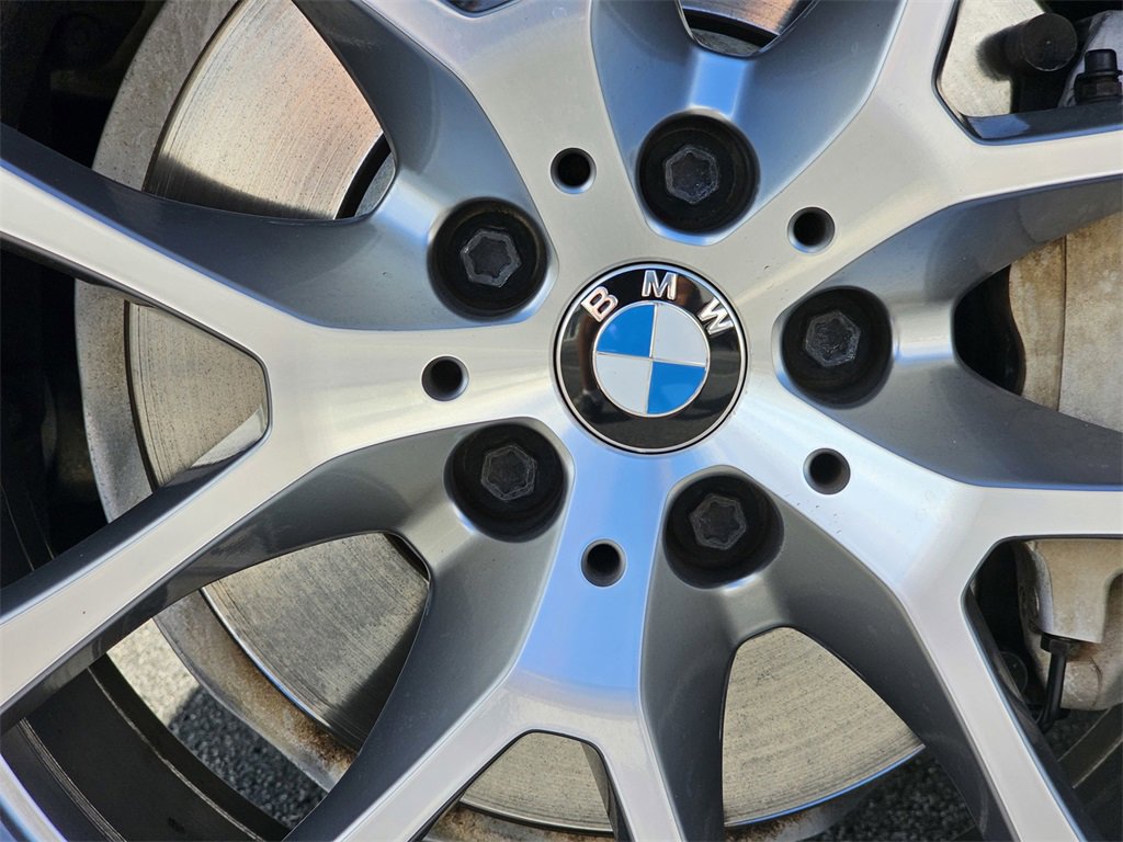 Used 2021 BMW X5 xDrive40i w/ Convenience Package image 11