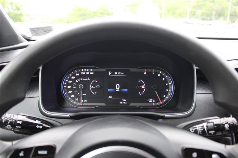 Used 2023 Hyundai Santa Cruz SE AWD/4WD image 14