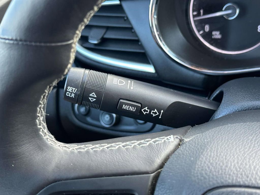 Certified 2017 Buick Encore Essence image 24