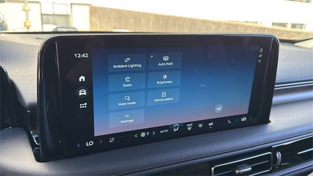 New 2025 Lincoln Aviator Reserve image 25