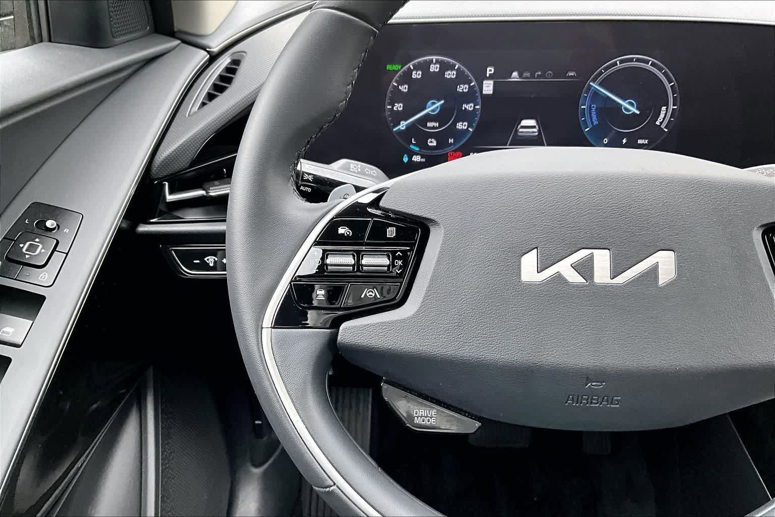 Used 2024 Kia Niro Wind FWD image 25