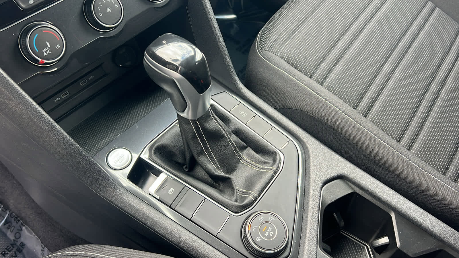 Certified 2022 Volkswagen Tiguan S image 13