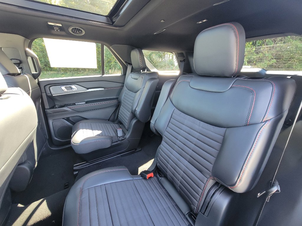 New 2026 Ford Explorer ST-Line w/ ST-Line Street Pack image 31