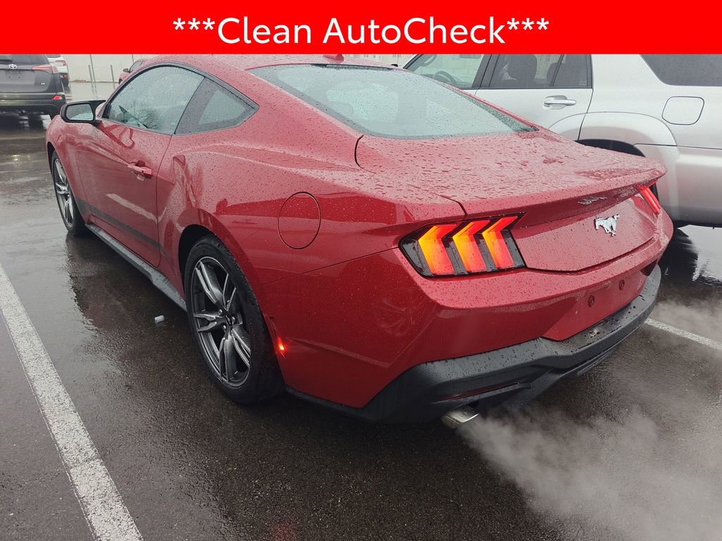 Used 2024 Ford Mustang Coupe image 4