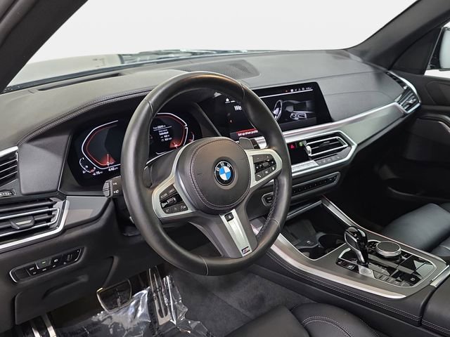 Certified 2022 BMW X5 xDrive40i w/ M Sport Package AWD/4WD image 16