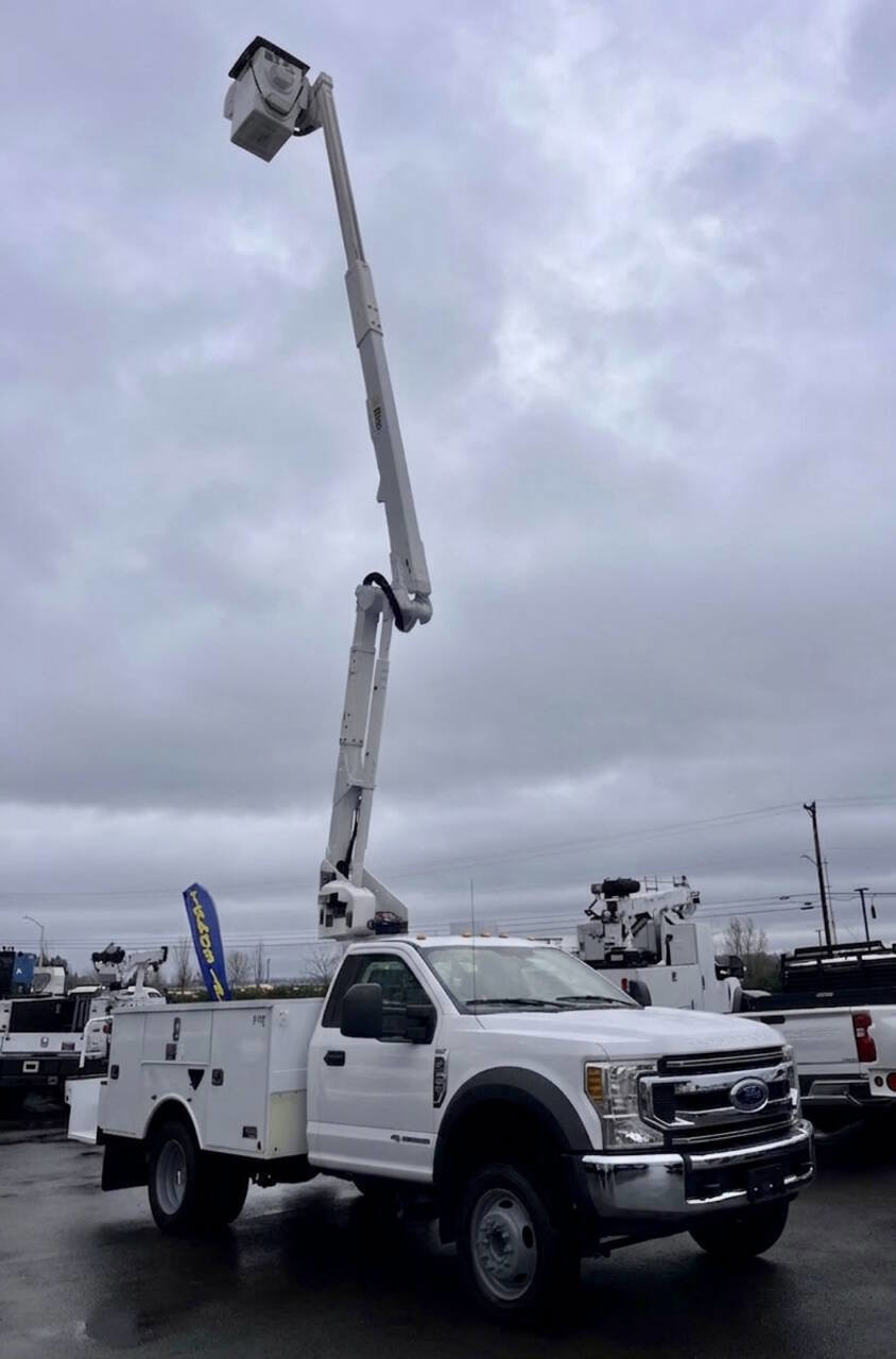Used 2019 Ford F550 2WD Regular Cab Super Duty w/ Snow Plow Prep Package image 1