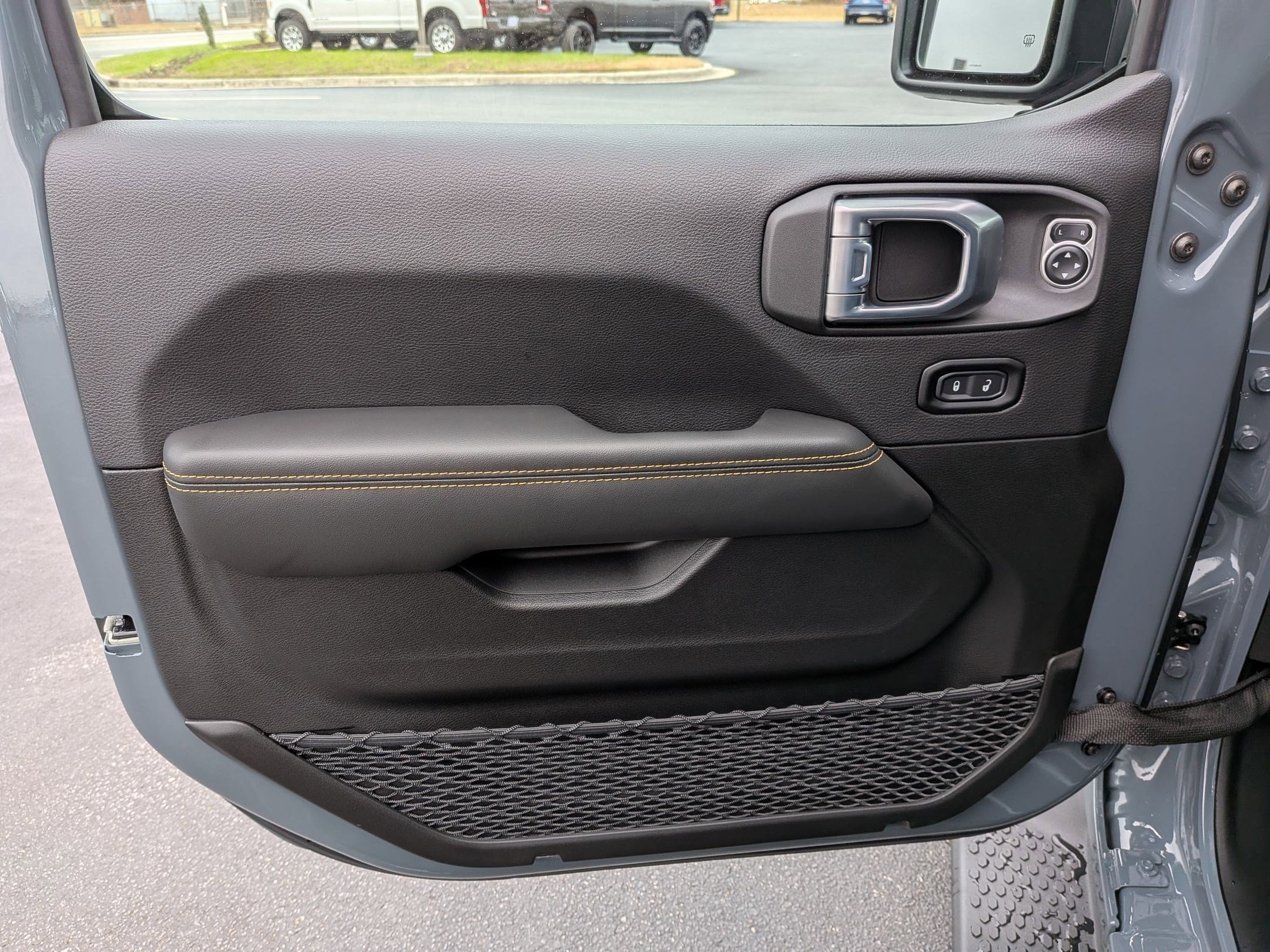 New 2026 Jeep Wrangler Sahara AWD/4WD image 10