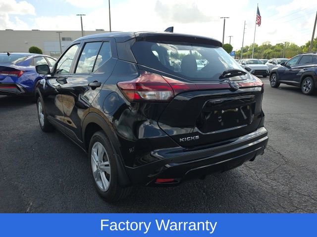 Used 2024 Nissan Kicks S FWD image 3