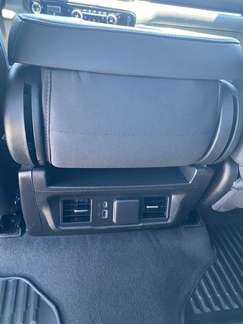 Used 2025 Chevrolet Silverado 1500 LT image 16