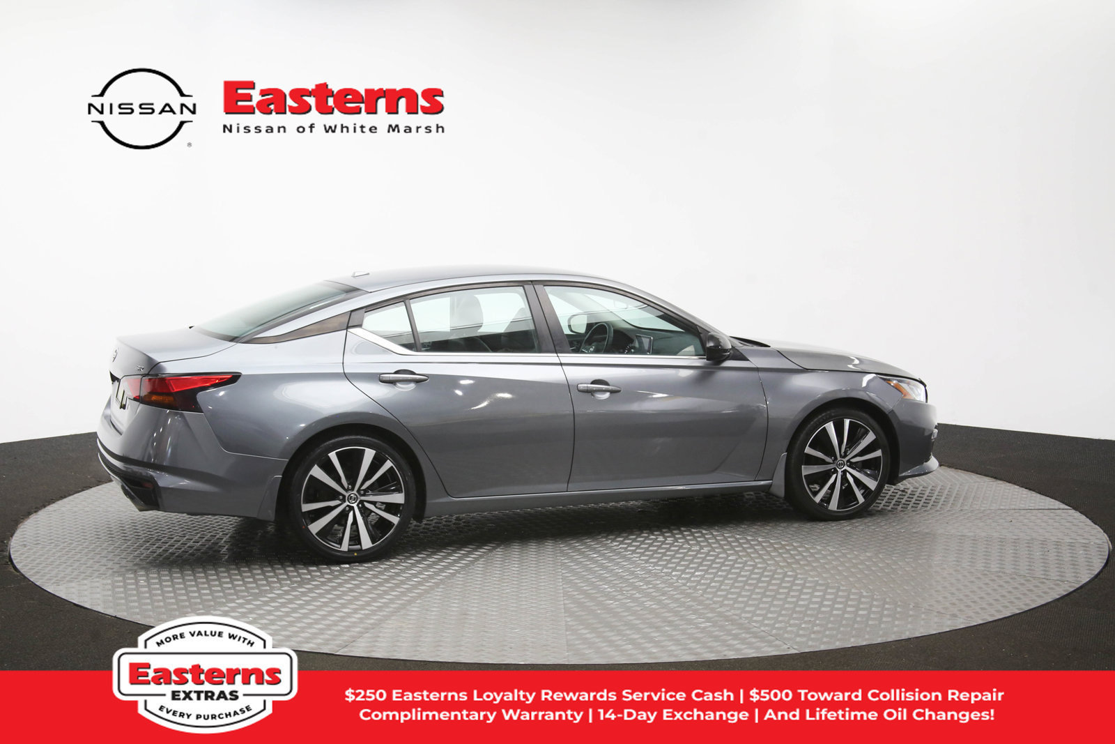 Used 2020 Nissan Altima 2.5 SR FWD image 42