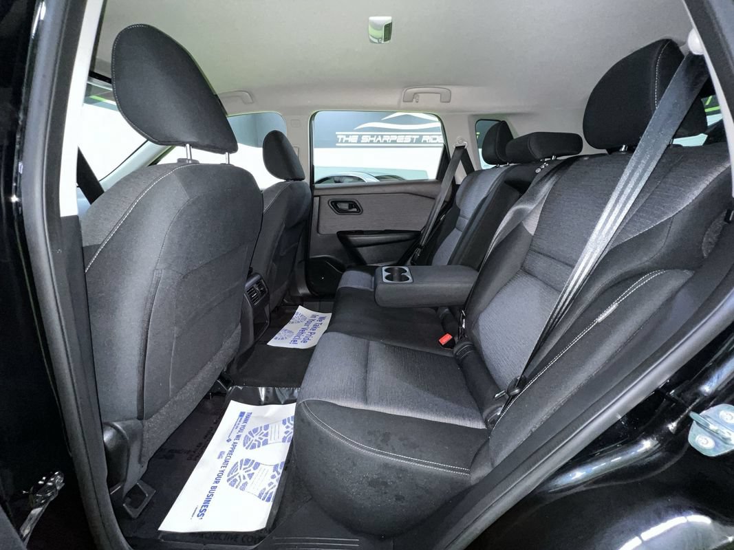 Used 2021 Nissan Rogue S AWD/4WD image 25