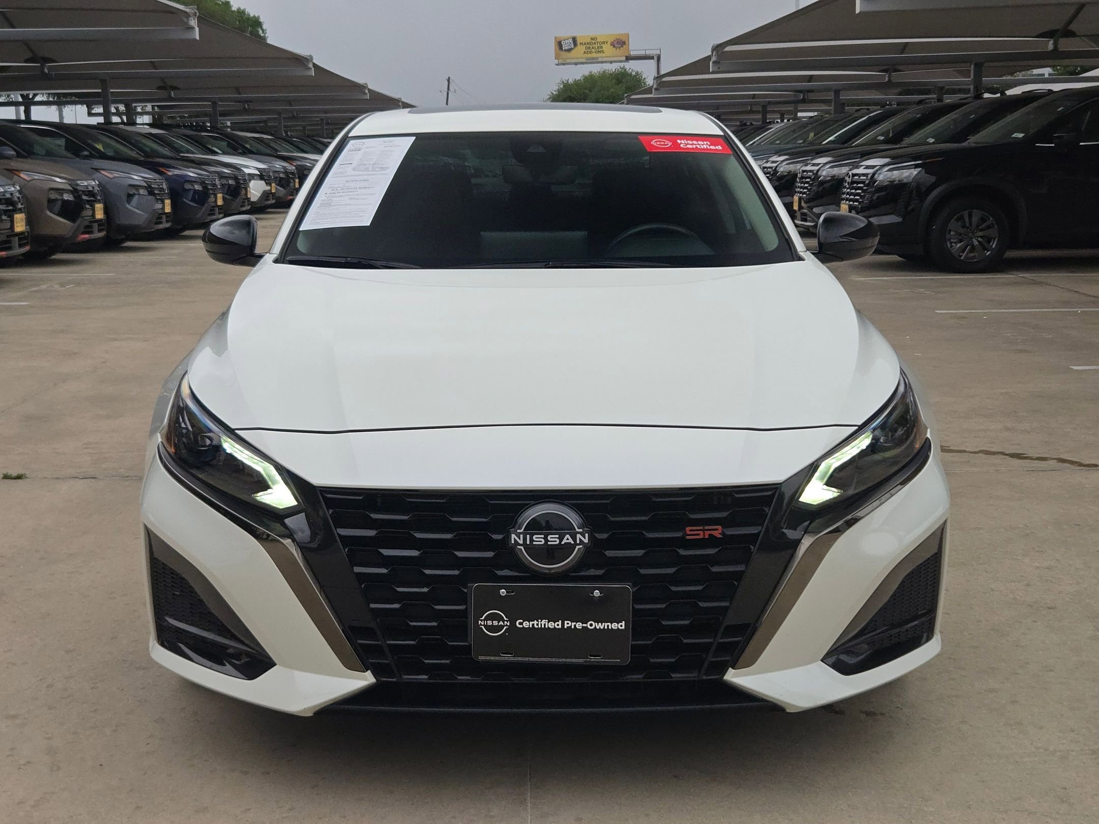 Certified 2023 Nissan Altima 2.5 SR w/ SR Premium Package FWD image 8