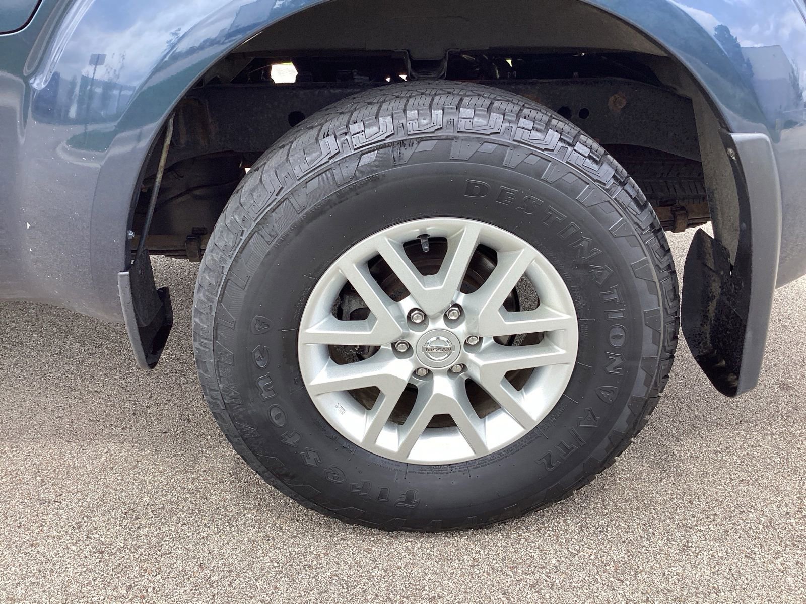 Used 2020 Nissan Frontier SV AWD/4WD image 9