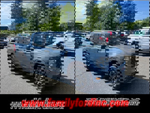 New 2025 Ford Maverick XLT w/ XLT Luxury Package