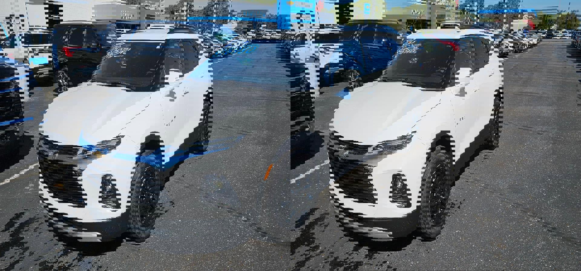 Used 2022 Chevrolet Blazer LT image 3