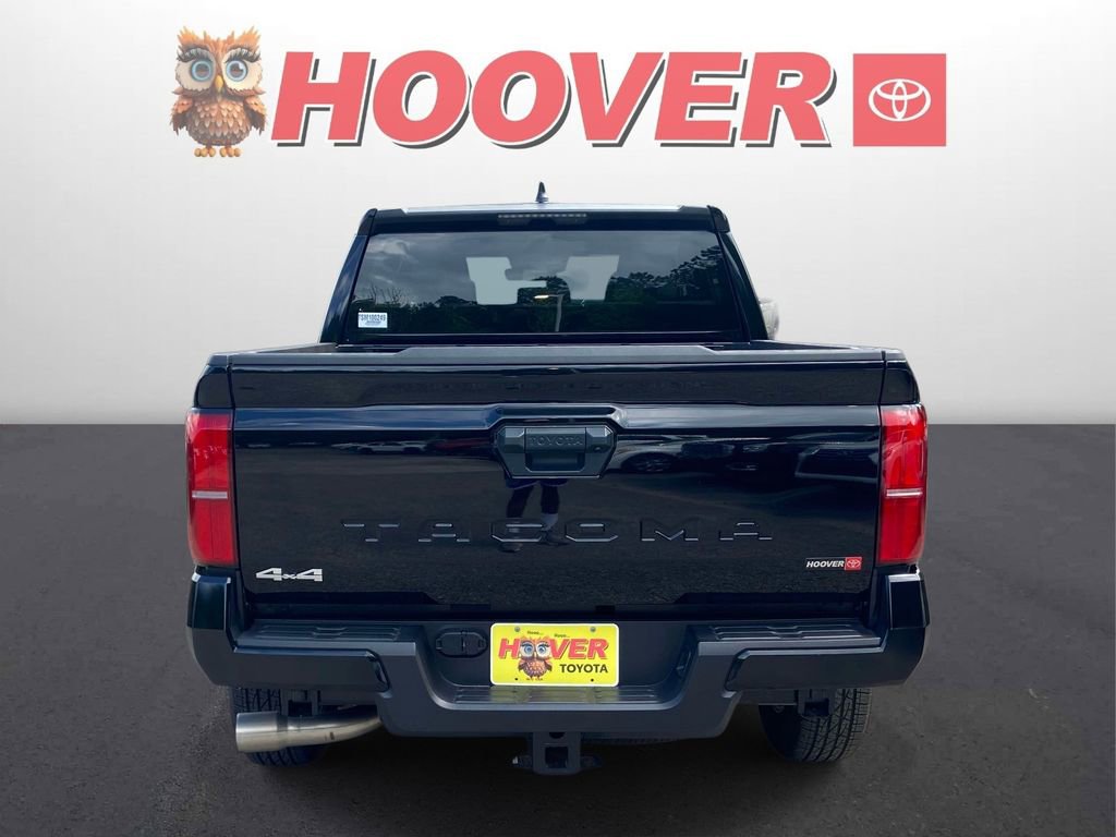 Used 2025 Toyota Tacoma SR5 AWD/4WD image 3