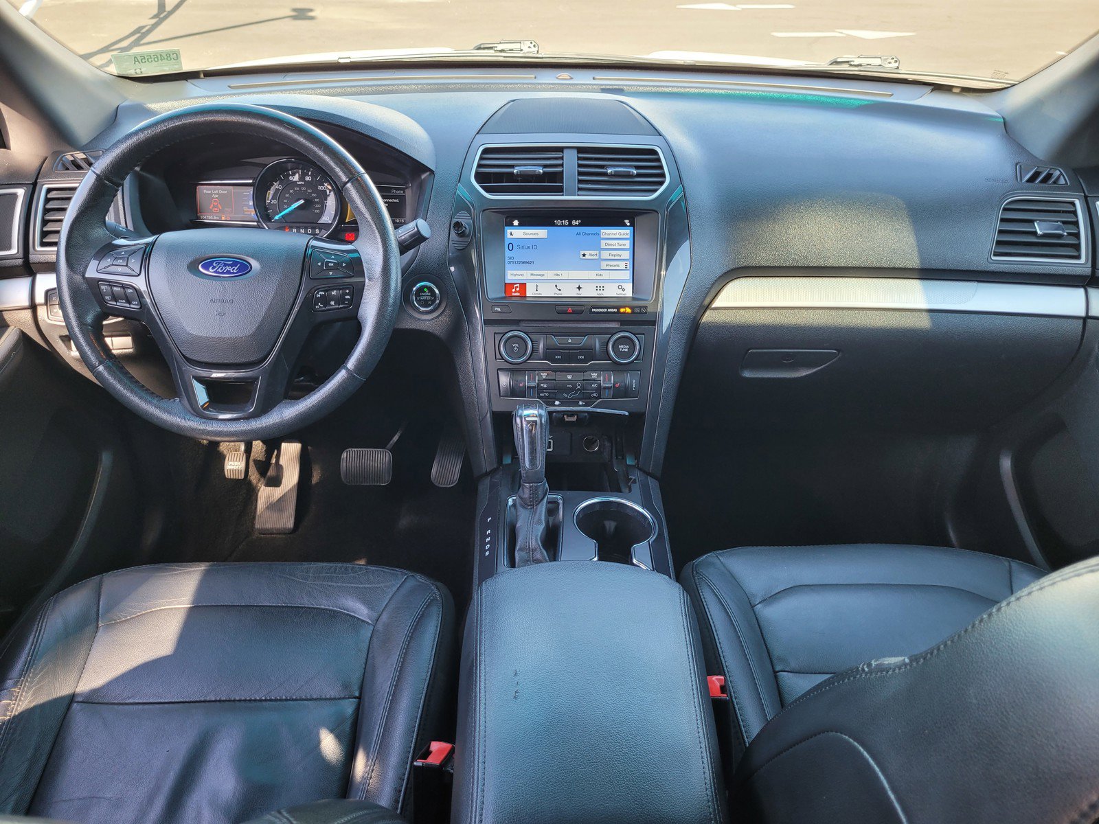 Used 2017 Ford Explorer XLT w/ Equipment Group 202A image 15