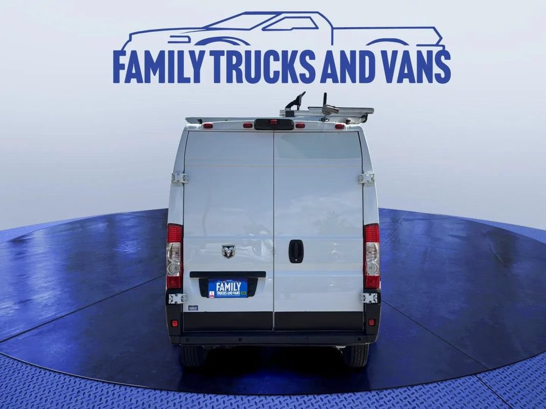 Used 2019 RAM ProMaster 2500 w/ Premium Appearance Group FWD image 4