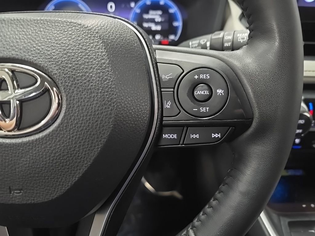 Used 2024 Toyota RAV4 Limited w/ Advanced Technology Package image 22