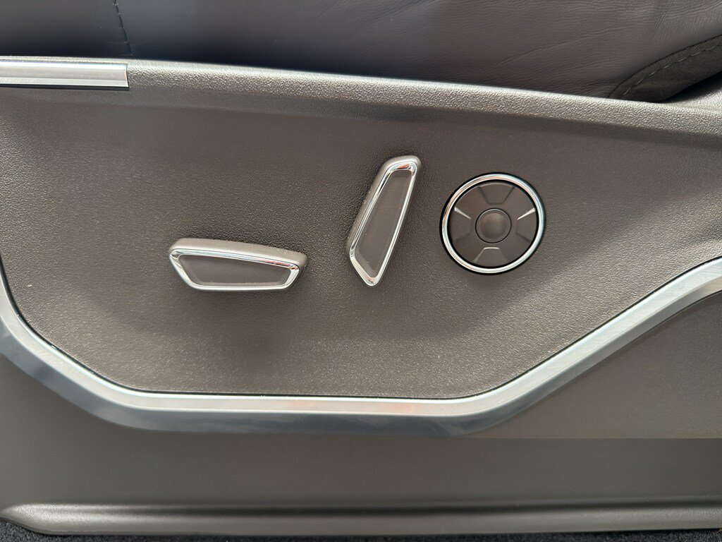 New 2025 Ford F150 Platinum AWD/4WD image 23