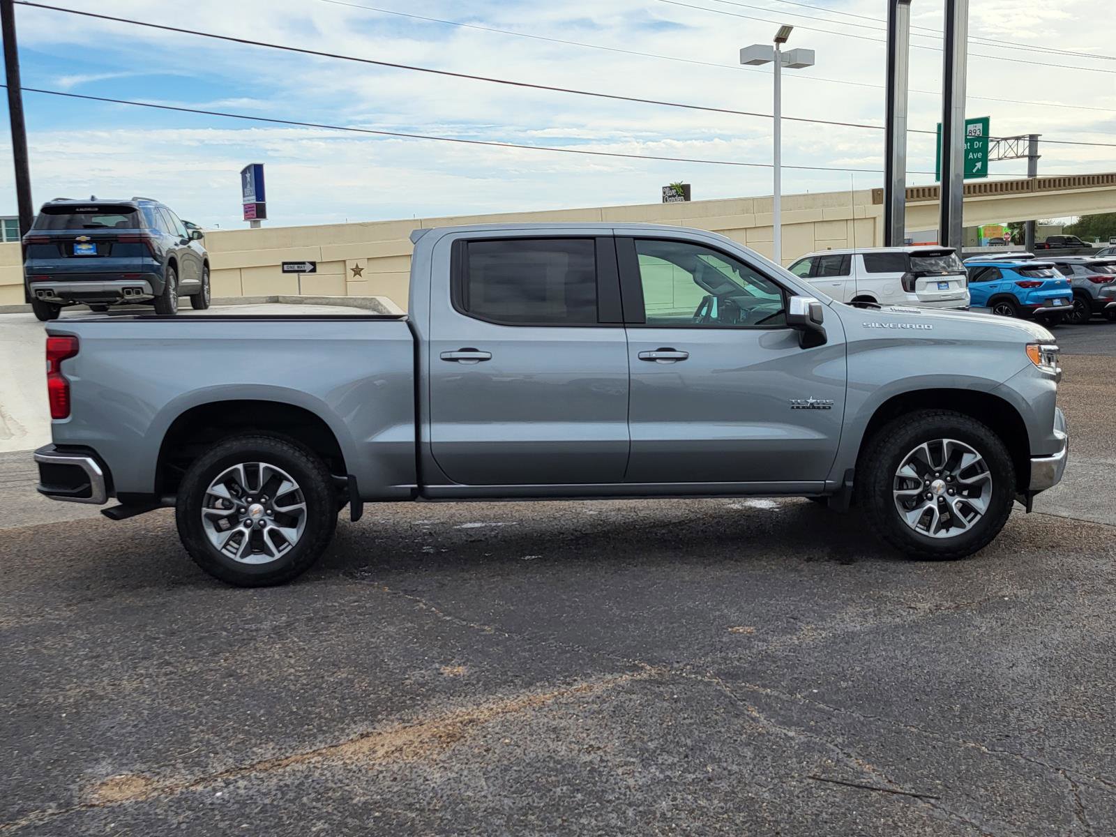 New 2026 Chevrolet Silverado 1500 LT image 6
