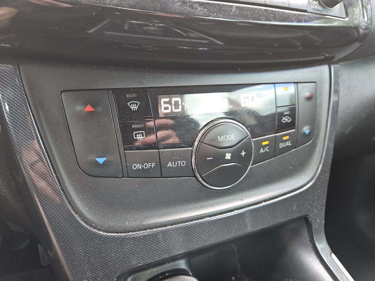 Used 2018 Nissan Sentra SR image 21