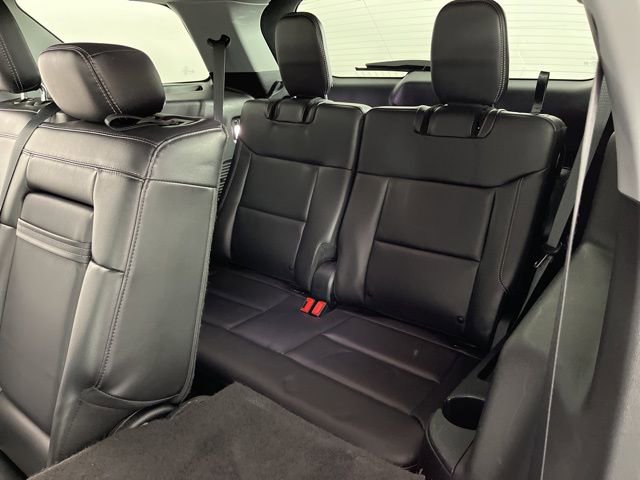 Used 2023 Ford Explorer XLT w/ Equipment Group 202A image 44