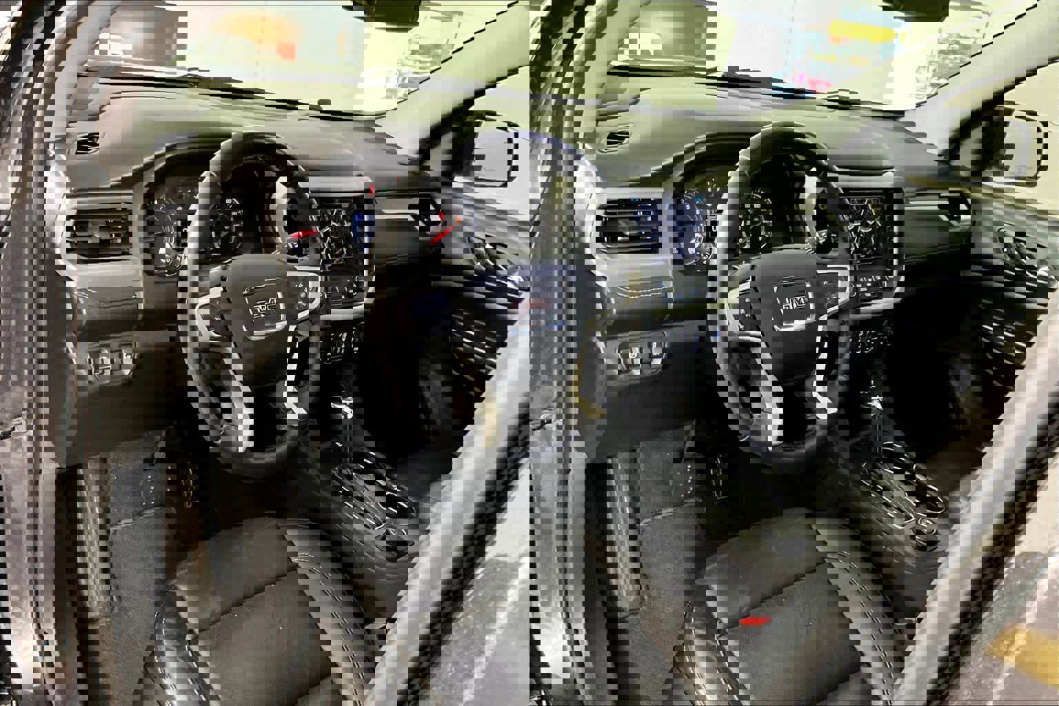 Used 2017 GMC Acadia SLT image 17