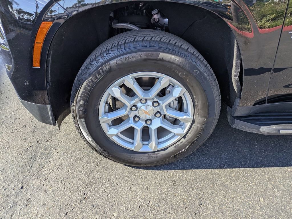 Used 2025 Chevrolet Tahoe LT AWD/4WD image 14