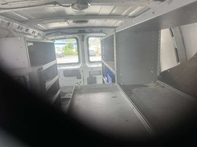 Used 2013 Chevrolet Express 2500 RWD image 14