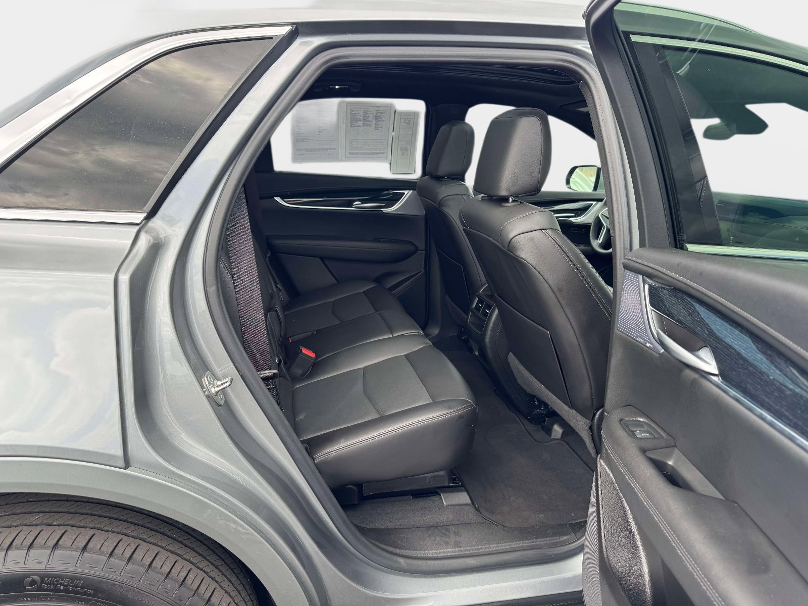 Certified 2025 Cadillac XT5 Premium Luxury FWD image 14