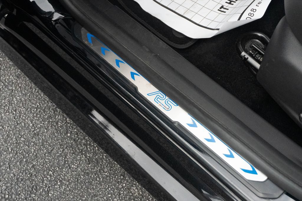 Used 2017 Ford Focus RS AWD/4WD image 17