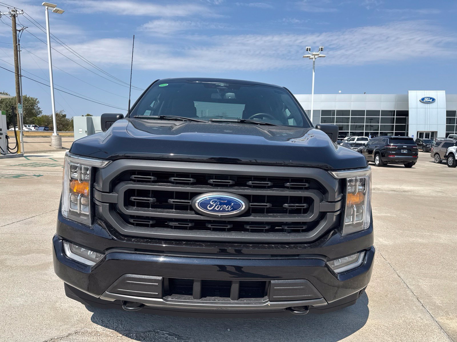 Used 2023 Ford F150 XLT w/ Equipment Group 302A High AWD/4WD image 8