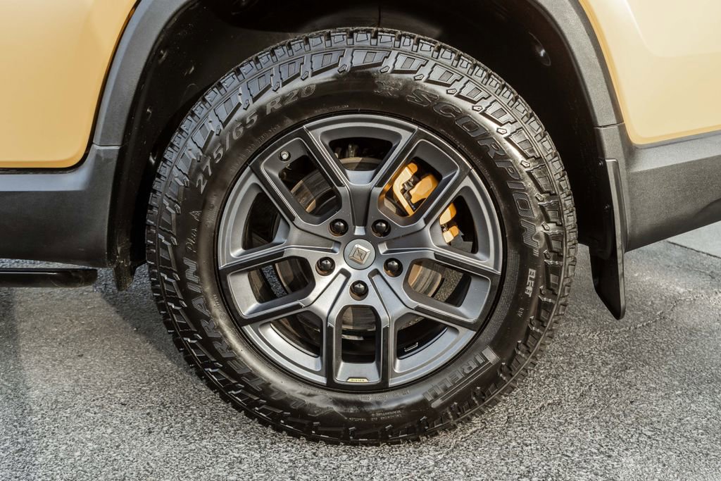 Used 2022 Rivian R1T Launch Edition image 42