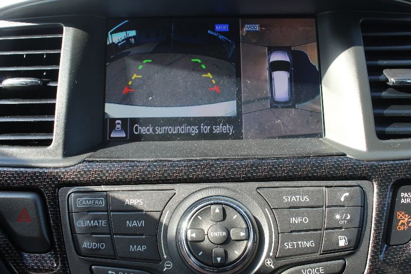 Used 2019 Nissan Pathfinder SL image 15