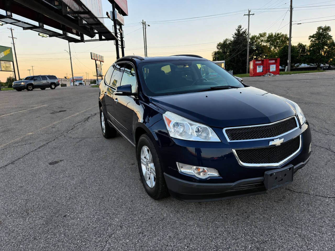 Used 2012 Chevrolet Traverse LT AWD/4WD image 2