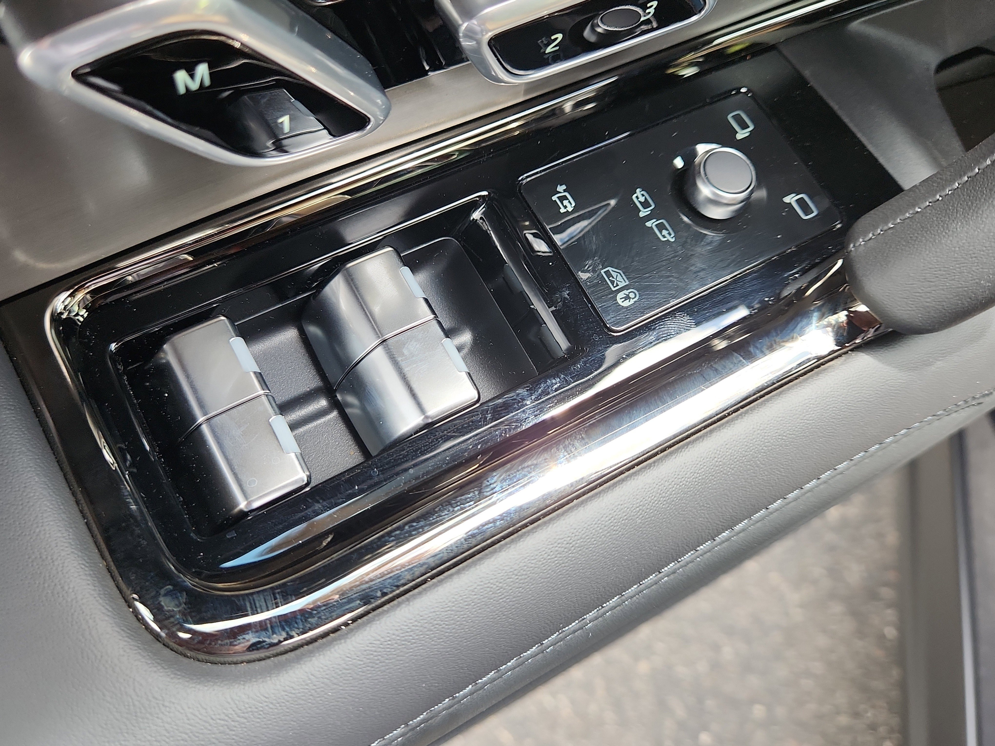 New 2025 Land Rover Range Rover Sport Dynamic SE image 9